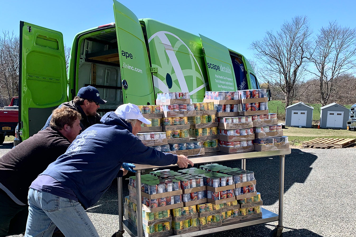 Many Tap Food Pantries The East Hampton Star