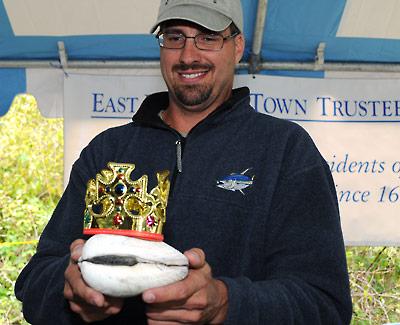 Edward F. Hoff Jr.’s monster quahog was the winner.