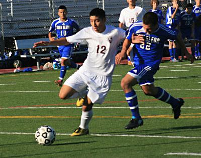 Jean Carlos Barrientos (12) got East Hampton on the scoreboard with seven minutes to play in the first half of Monday’s boys soccer semifinal with Elwood-John Glenn.