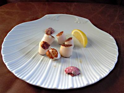 Scallops have a right to be left alone in order for their sweetness to shine.