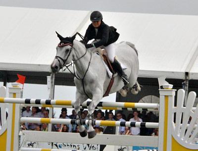 Georgina Bloomberg and Juvina in the 2013 Hampton Classic Horse Show.