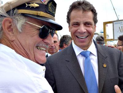 Gov. Andrew Cuomo shared a laugh with Capt. Paul Forsberg of Montauk’s Viking Fleet of party boats after vowing that the state would sue the federal government if New York’s fluke regulations are not put on a par with those of other coastal states.