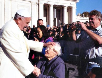 Louise Meybert of Montauk greeted Pope Francis and received his blessing during a visit to Vatican City on Dec. 4. She was accompanied on the trip by Bruce Howard, right, a friend who works at the Montauk Post Office.