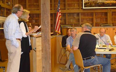 Kenneth and Judith Reiss told the East Hampton Town Trustees that the deed to their property on Driftwood Lane in Springs extends to the high-water mark’.