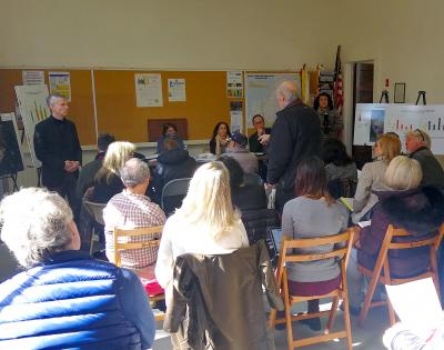 Stuart Z. Cohen from Environmental and Turf Services spoke to a crowd on Friday about the results of water tests conducted at the Sand Land mine.