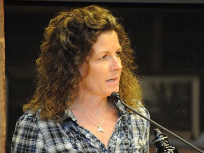 East Hampton Town Trustee Deborah Klughers spoke at a town board hearing on Tuesday to express her opposition to a proposed daytime ban on the consumption of alcohol at two Amagansett beaches.