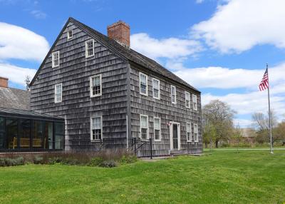 East Hampton Town Hall