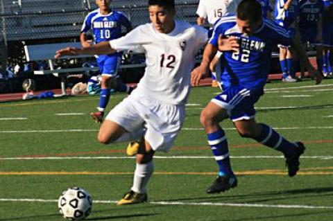 Jean Carlos Barrientos (12) got East Hampton on the scoreboard with seven minutes to play in the first half of Monday’s boys soccer semifinal with Elwood-John Glenn.