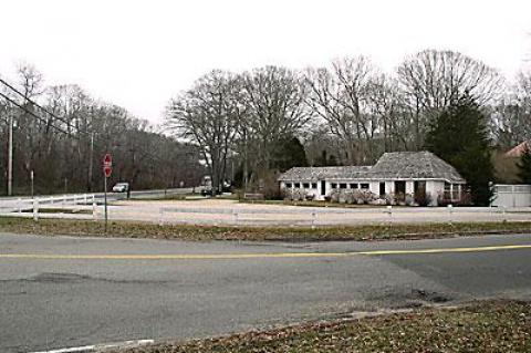 Concerned Citizens of Wainscott are appealing a June 2, 2011, determination by the town’s senior building inspector, Tom Preiato, that allows Michael Davis to build a 600-square-foot house and garage on a commercially used parcel in a residential zone.