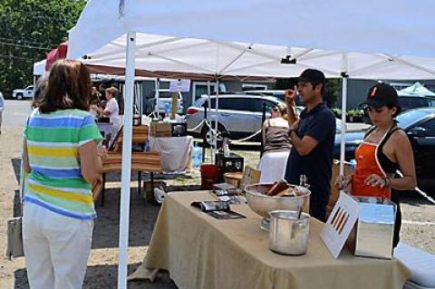 Alessandro Teixeira and Tathiana Monteiro showcased their Plain-T iced teas, soon to be on the shelf in Whole Foods Farmstand in Wainscott.