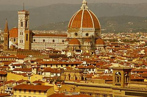 The Duomo in Florence, Italy, is one of the many inspiring works of art, architecture, and culture that Stony Brook Southampton students will take in during a short-fiction writing conference in January.