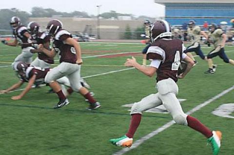 How ‘bout them special teams? Johnny Pizzo’s long kickoff runback set up East Hampton’s first score.