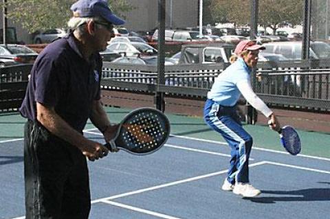 Marie Minnick, a platform tennis pro at four clubs here, and her husband, Peter, showed some of E.H.I.T.’s clinic-takers how the game was played Sunday morning.