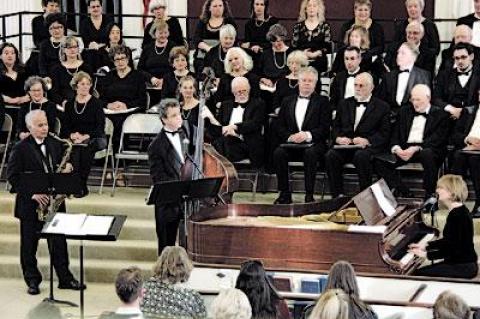 The Choral Society of the Hamptons jazzed up its repertoire over the weekend with Robert Frost poems set to music, popular standards by artists including Cole Porter, and a jazz Mass.