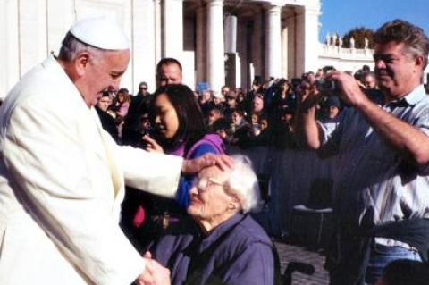 Louise Meybert of Montauk greeted Pope Francis and received his blessing during a visit to Vatican City on Dec. 4. She was accompanied on the trip by Bruce Howard, right, a friend who works at the Montauk Post Office.