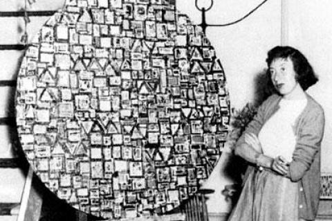 Lee Krasner with “Stop and Go‚” from about 1949.