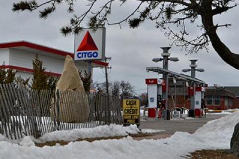 Citgo wants to erect a canopy over its newly expanded pump island.