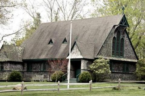 St. Thomas Chapel in Amagansett may become a base from which to build a year-round congregation serving the South Fork’s Latino community.