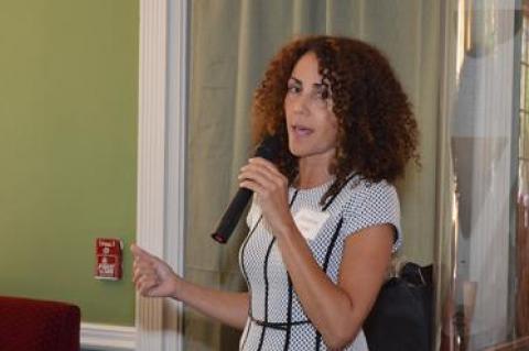 Minerva Perez hopes to forge stronger ties between Latinos and non-Latinos as executive director of Organizacion Latino-Americana of Long Island.