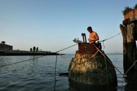 In 2007’s “After the Battle of Brooklyn,” Duke Riley recreated a Revolutionary-era submarine and used it to stage a mock attack on the Queen Mary 2 in Red Hook.