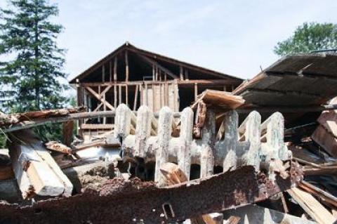 The mill cottage at the Gardiner home lot is being restored to its 1880s appearance. When the alterations are complete, it will be a museum featuring East Hampton landscape paintings.