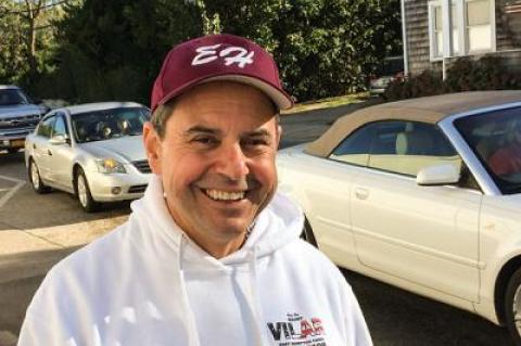 Manny Vilar, the Republican candidate for East Hampton Town supervisor, campaigned last week outside the East Hampton I.G.A.