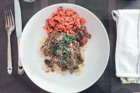 The lamb in winter, served with carrot salad and couscous, is smelly but satisfying.