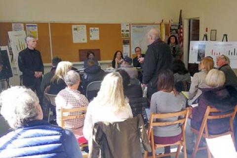 Stuart Z. Cohen of Environmental Consultants spoke on Friday about the results of water tests conducted at the Sand Land mine in Noyac.