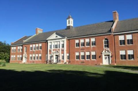 Amagansett School