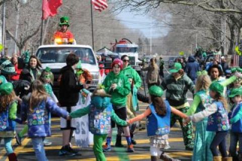 The 2014 Am O'Gansett parade