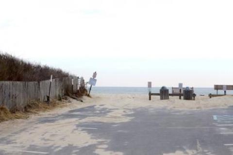 Deepwater Wind hopes to bring a cable from its planned South Fork Wind Farm ashore at Beach Lane in Wainscott and has asked for early assurances from town officials that it will be allowed to do so.