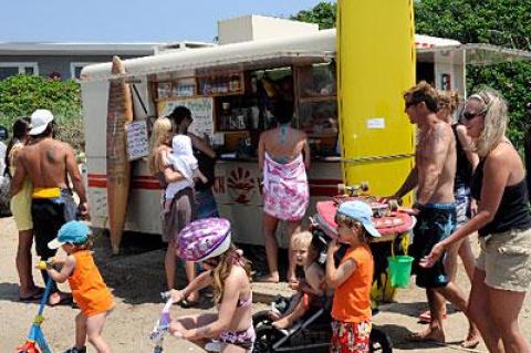 After a speedy public outcry, the East Hampton Town Board agreed Thursday not to outst the Ditch Witch food wagon from its Montauk location.