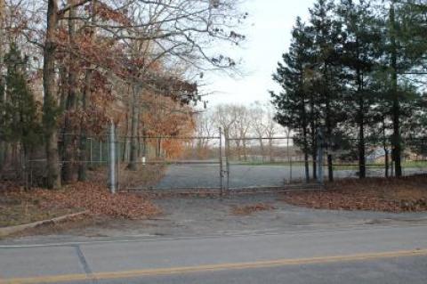 East Hampton Town Supervisor Larry Cantwell said the town is willing to negotiate with the East Hampton School District for the purchase of the former scavenger waste site on Springs Fireplace Road as a possible site for the school district's proposed bus maintenance depot.