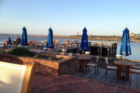 The deck at Gosman's in Montauk