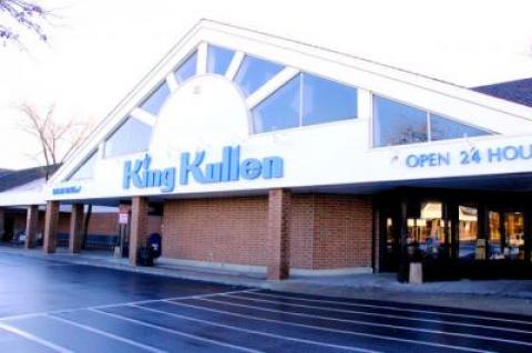 On the South Fork, there is a King Kullen in the Bridgehampton Commons.