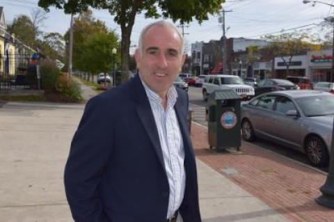 Jay Schneiderman said Tuesday that he will run for Suffolk County comptroller this November.