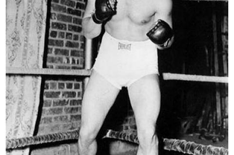 Al (Bummy) Davis, welterweight contender, was active from 1937 to 1945.